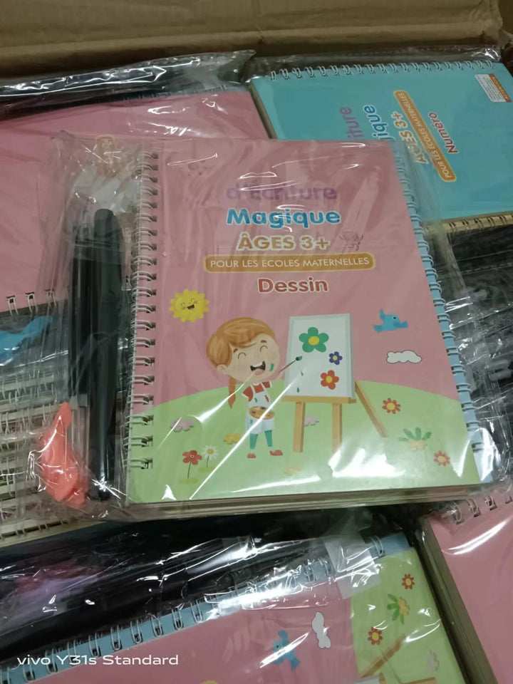 Cahier Magique Réutilisable Akunado – Reussissez l'éducation de votre ENFANT.